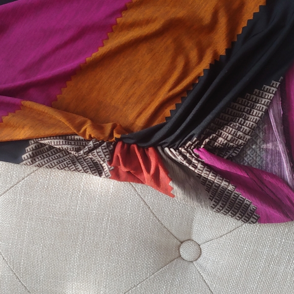 5/$25 Ruched Side Cap Sleev le Diagnol Striped Shirt 1X - Picture 2 of 4